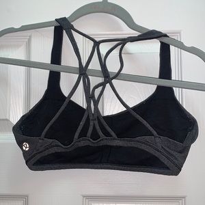 Lululemon Free to be bra size 4